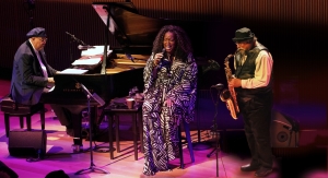 DUETOS - DIANNE REEVES, CHUCHO VALD&Eacute;S Y JOE LOVANO