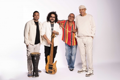 CHUCHO VALD&Eacute;S contin&uacute;a con su gira ROYAL QUARTET TOUR